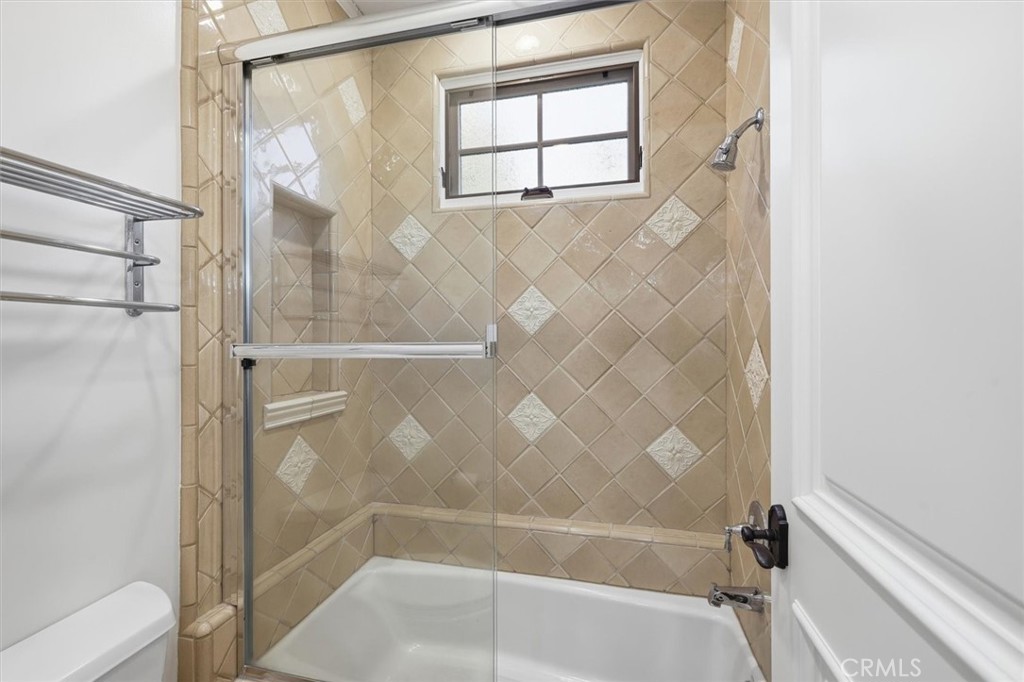 1331 Voorhees Avenue