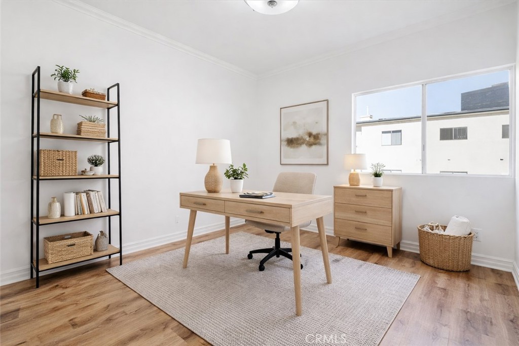 11822 Goshen Avenue 303