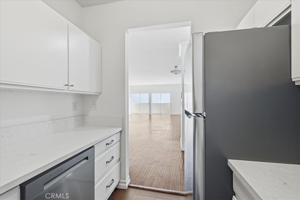 11822 Goshen Avenue 303