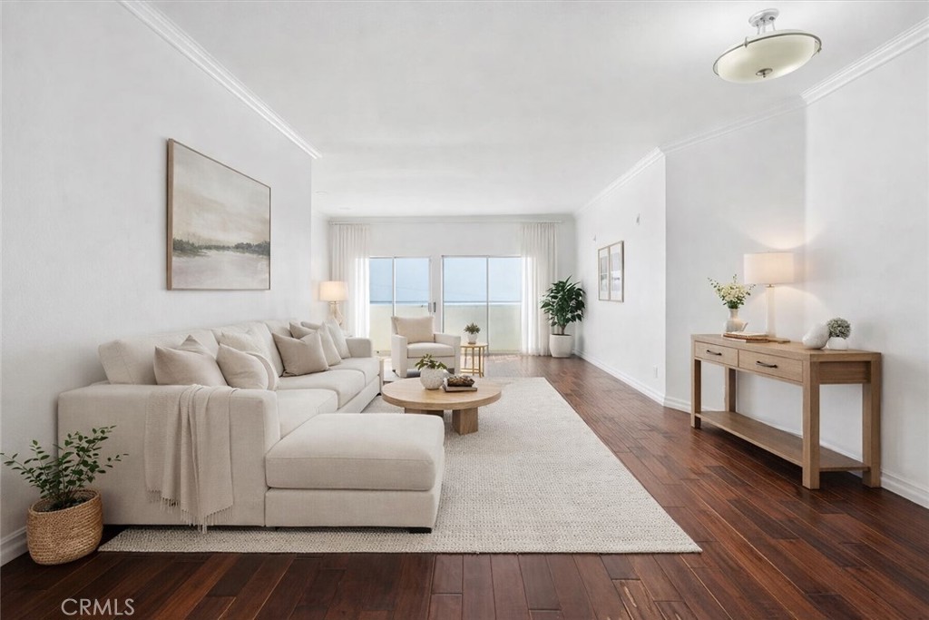 11822 Goshen Avenue 303