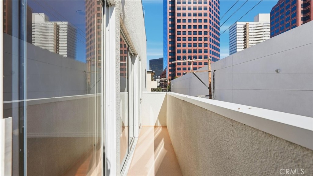 11822 Goshen Avenue 303