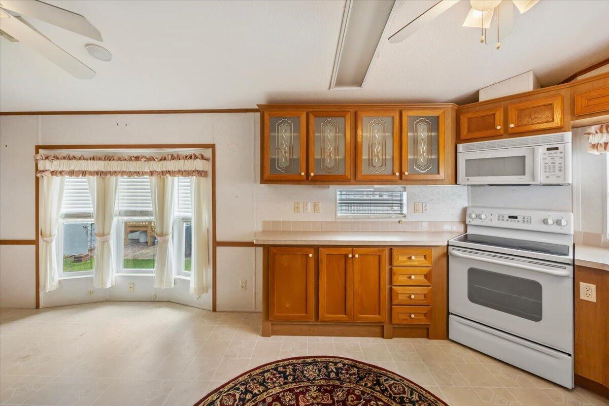50 W Bradley Street LOT 12