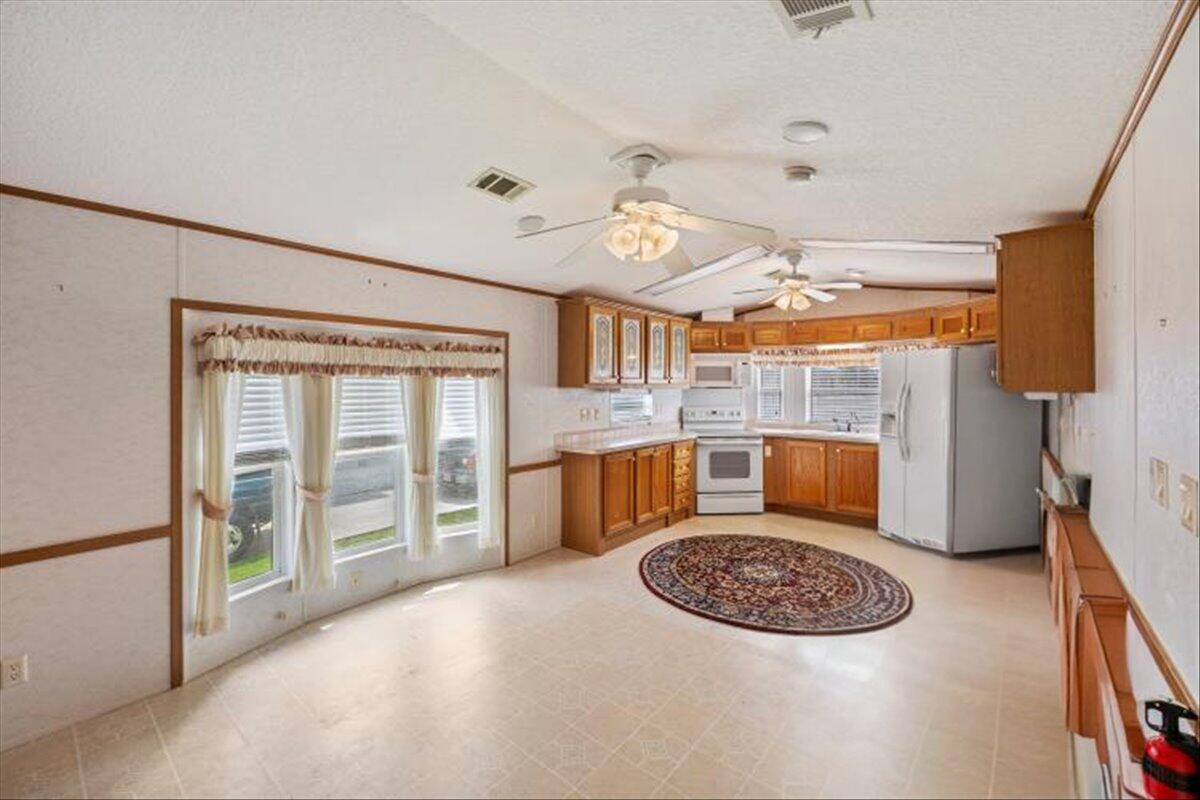 50 W Bradley Street LOT 12
