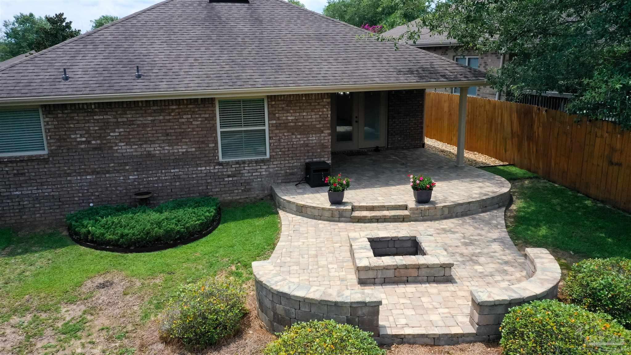 5761 Jade Moon Cir