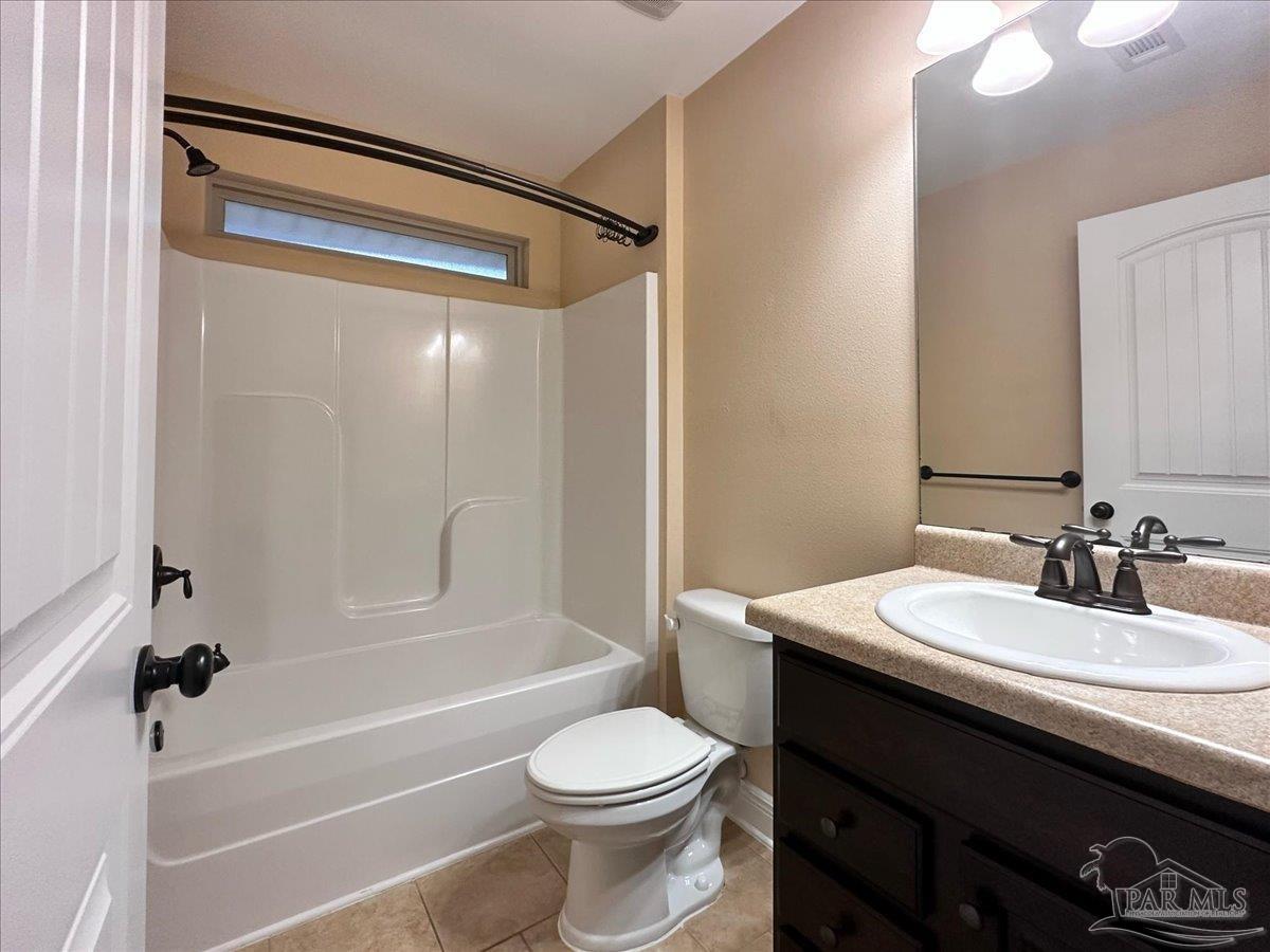 5761 Jade Moon Cir