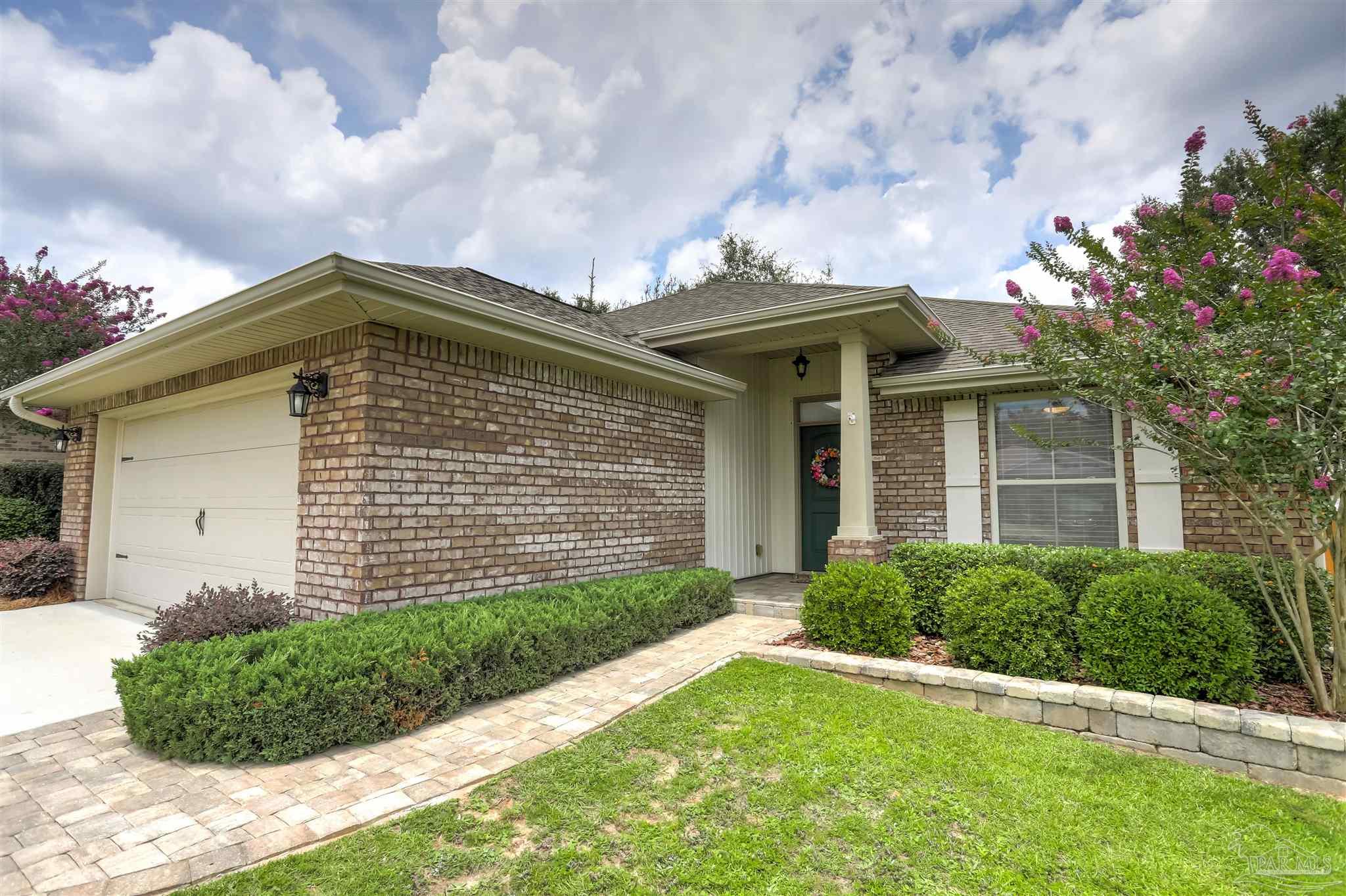 5761 Jade Moon Cir