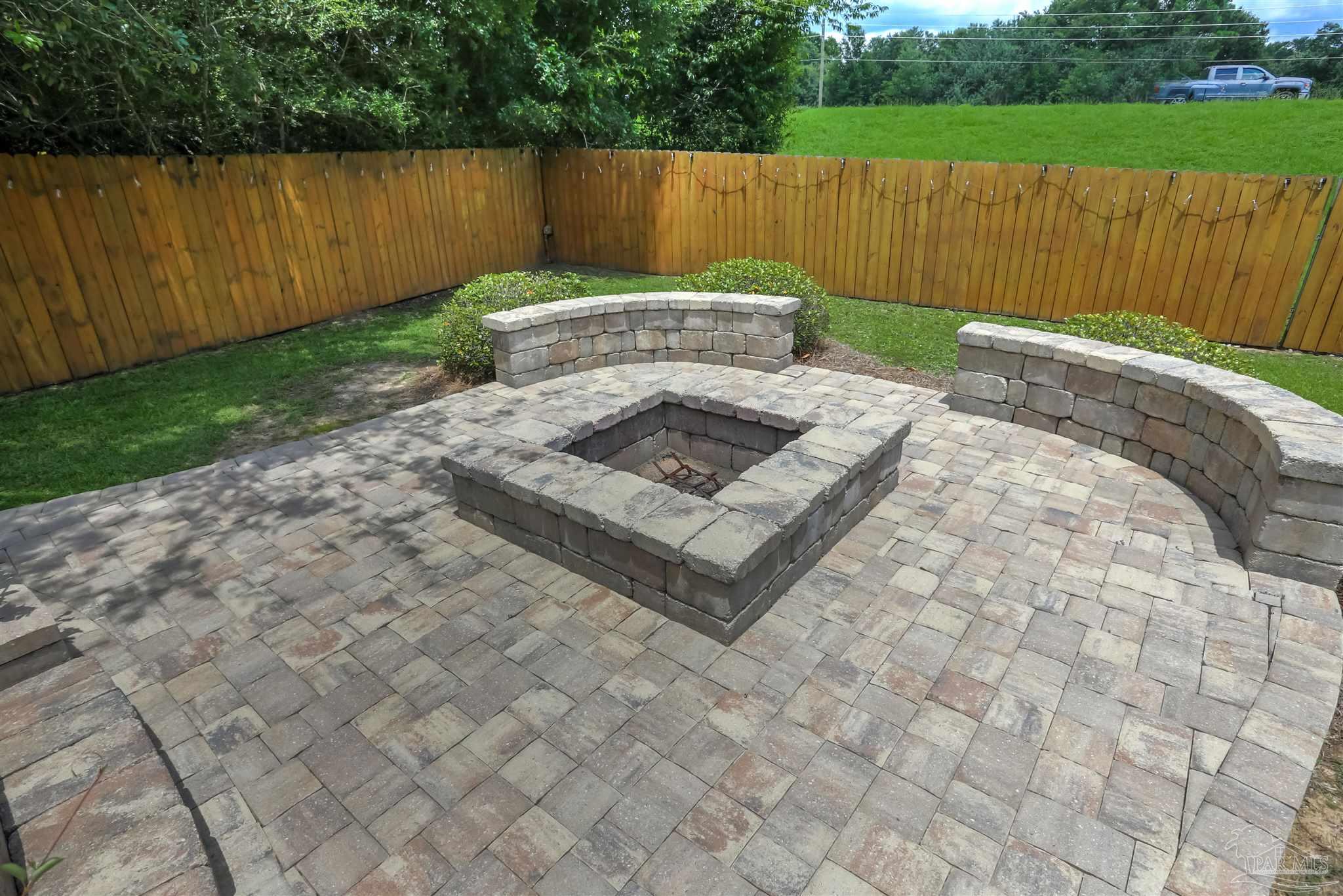 5761 Jade Moon Cir