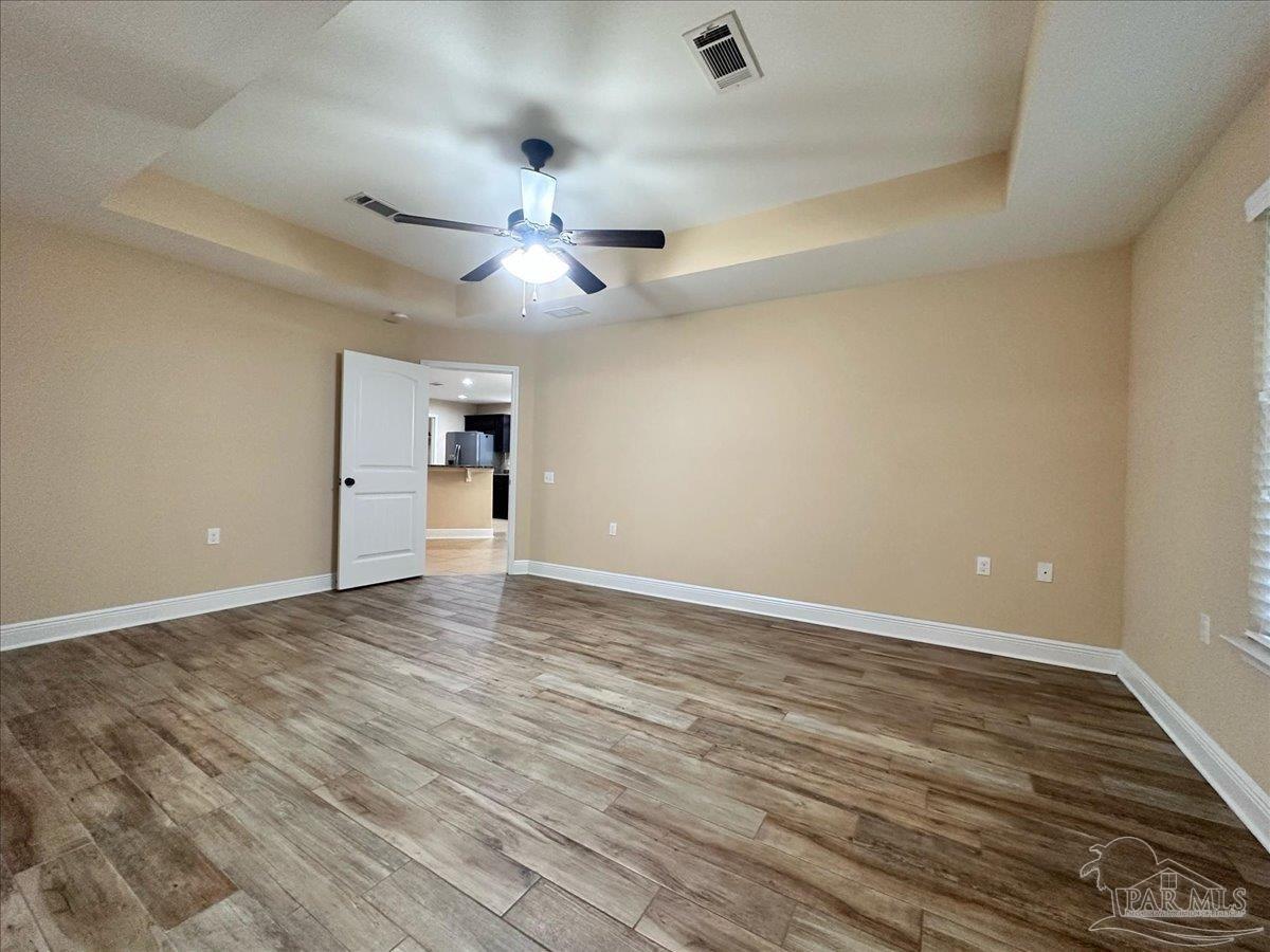 5761 Jade Moon Cir
