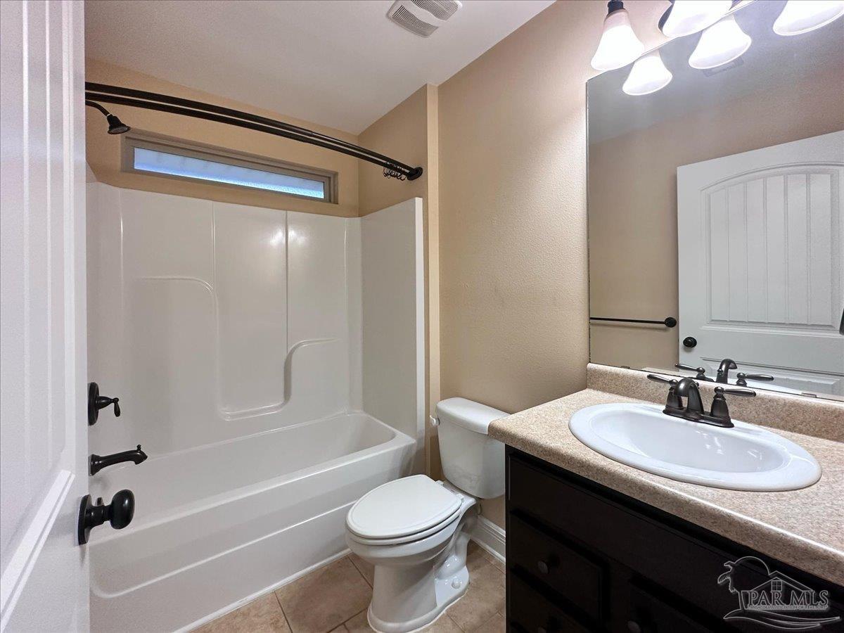 5761 Jade Moon Cir