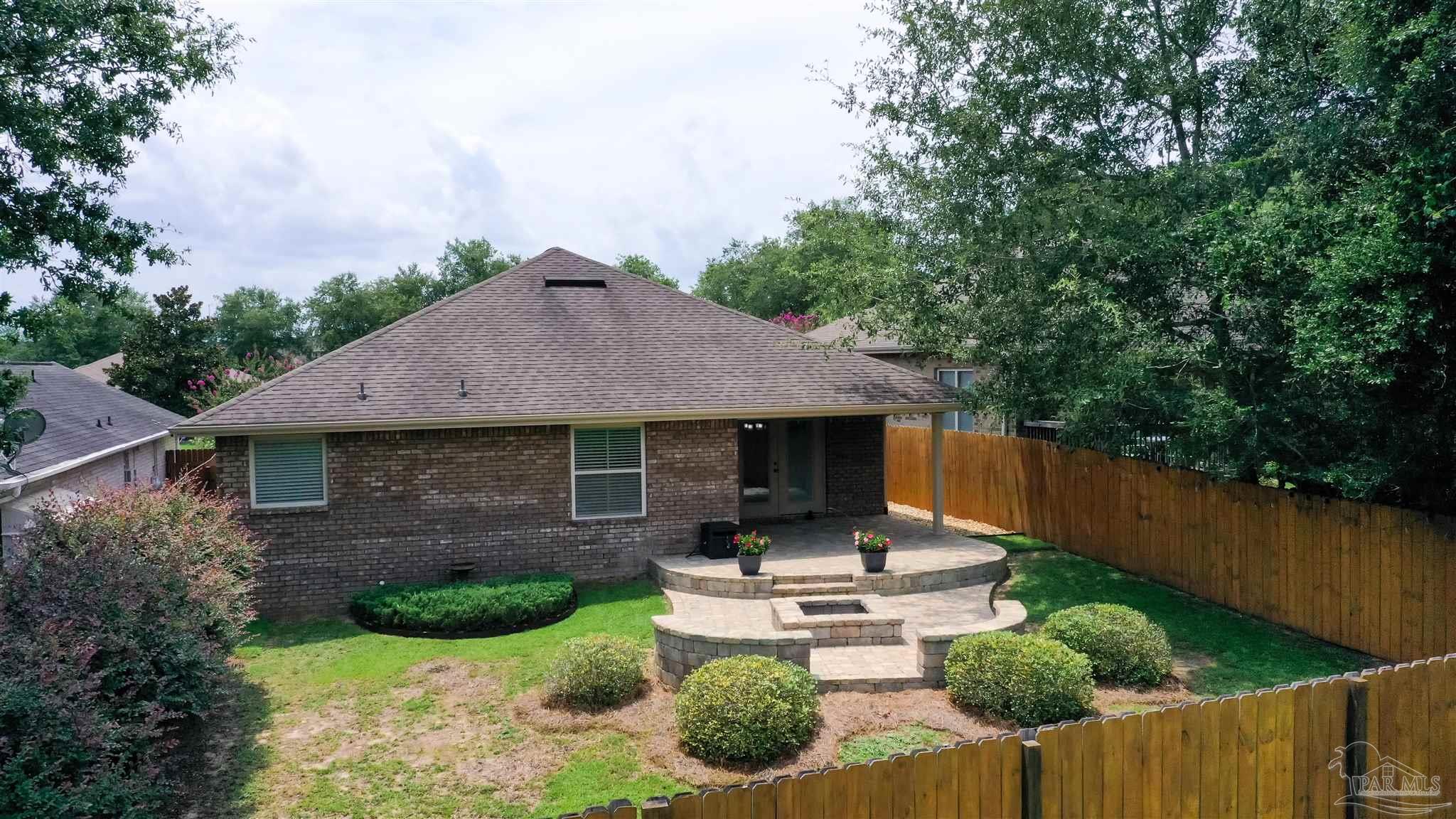 5761 Jade Moon Cir
