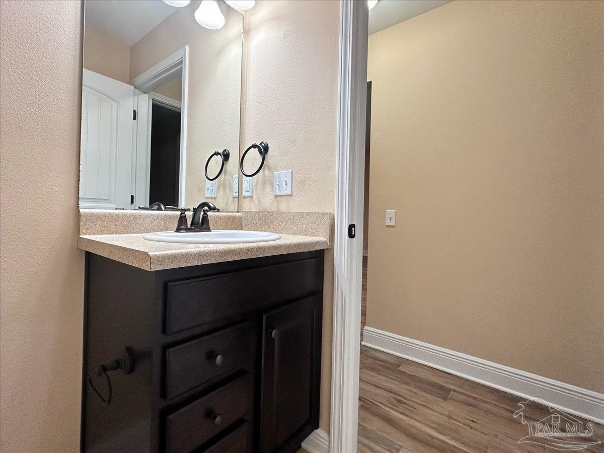 5761 Jade Moon Cir