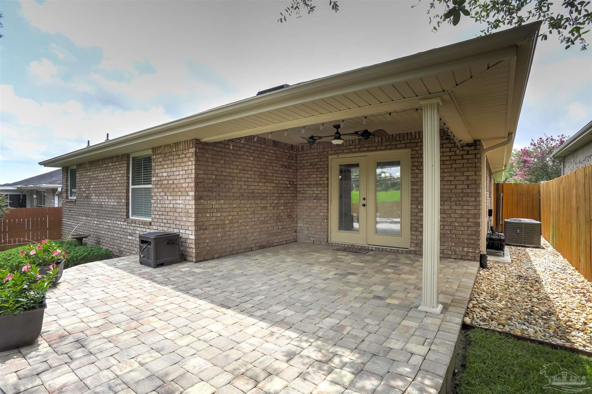 5761 Jade Moon Cir