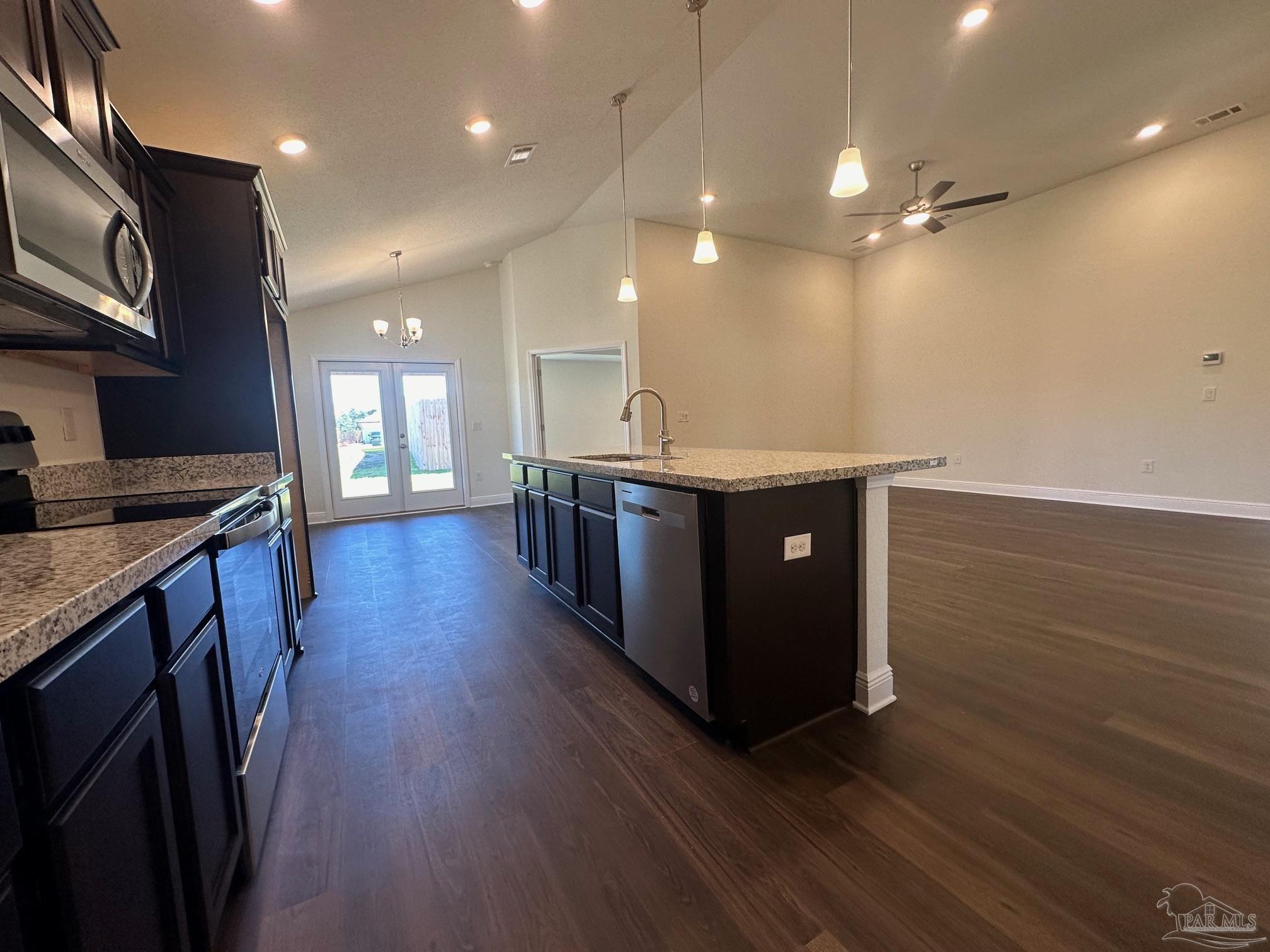2403 Privet Berry Dr