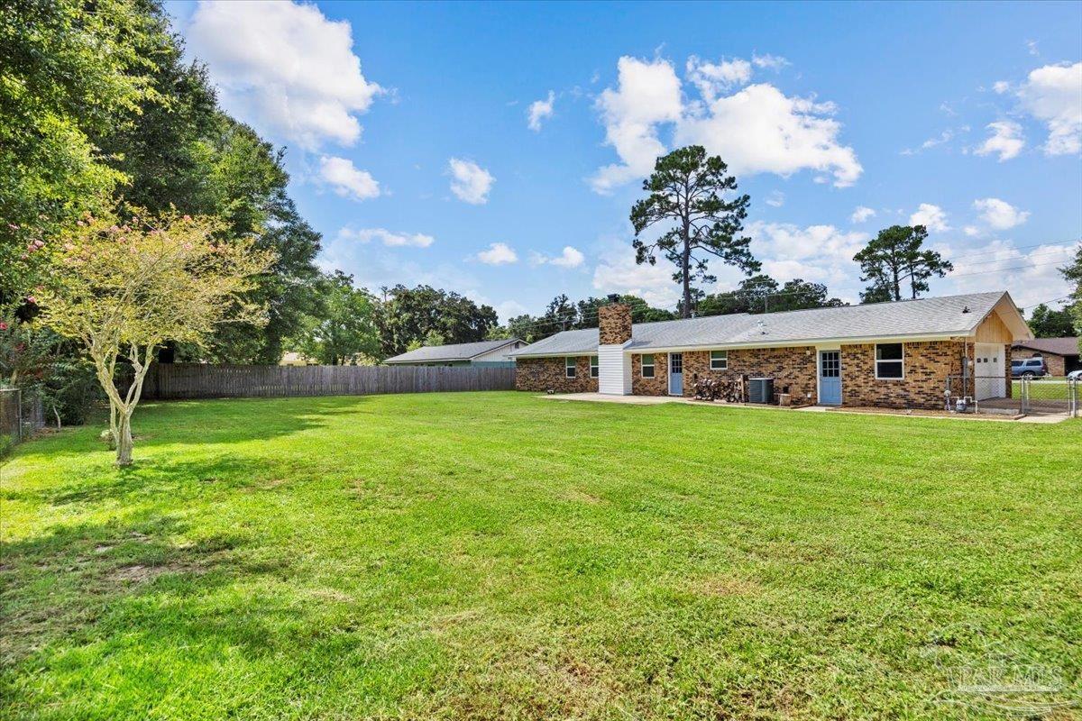 2327 Inda Ave