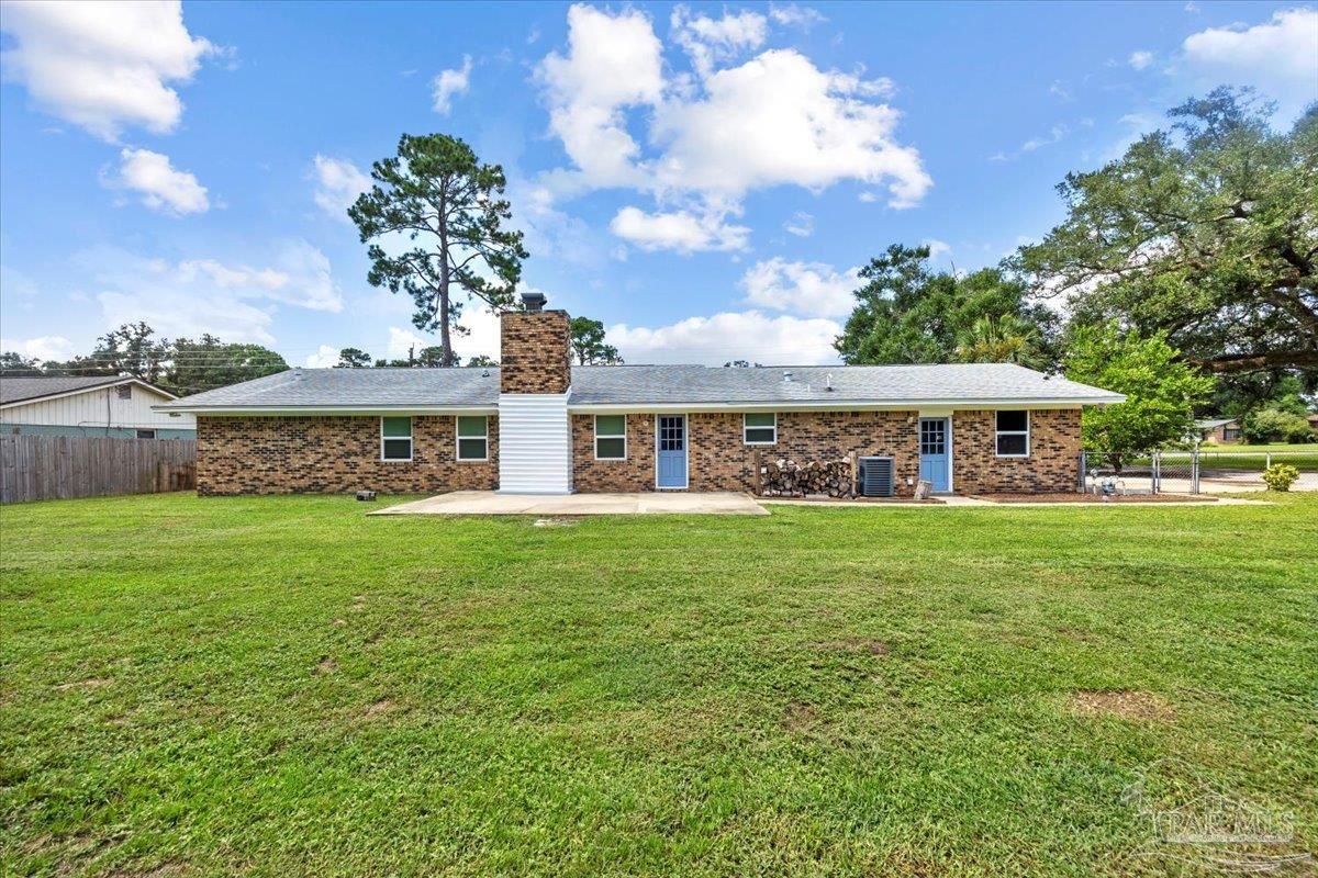 2327 Inda Ave