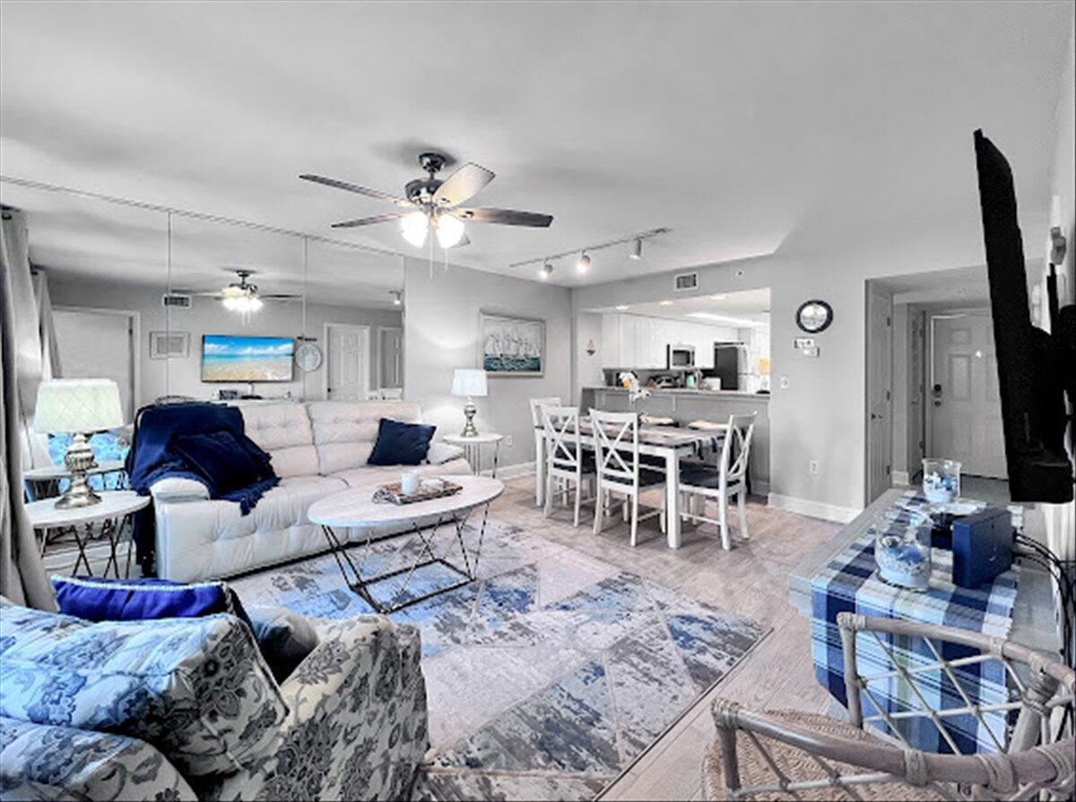 895 Santa Rosa Boulevard, UNIT 212