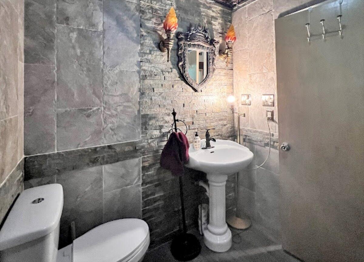 3194 Bay Ridge Drive