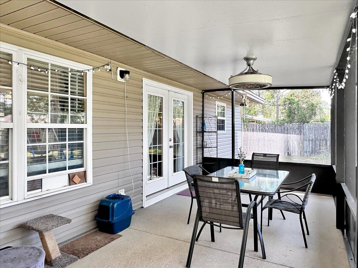 811 Meadow Lane