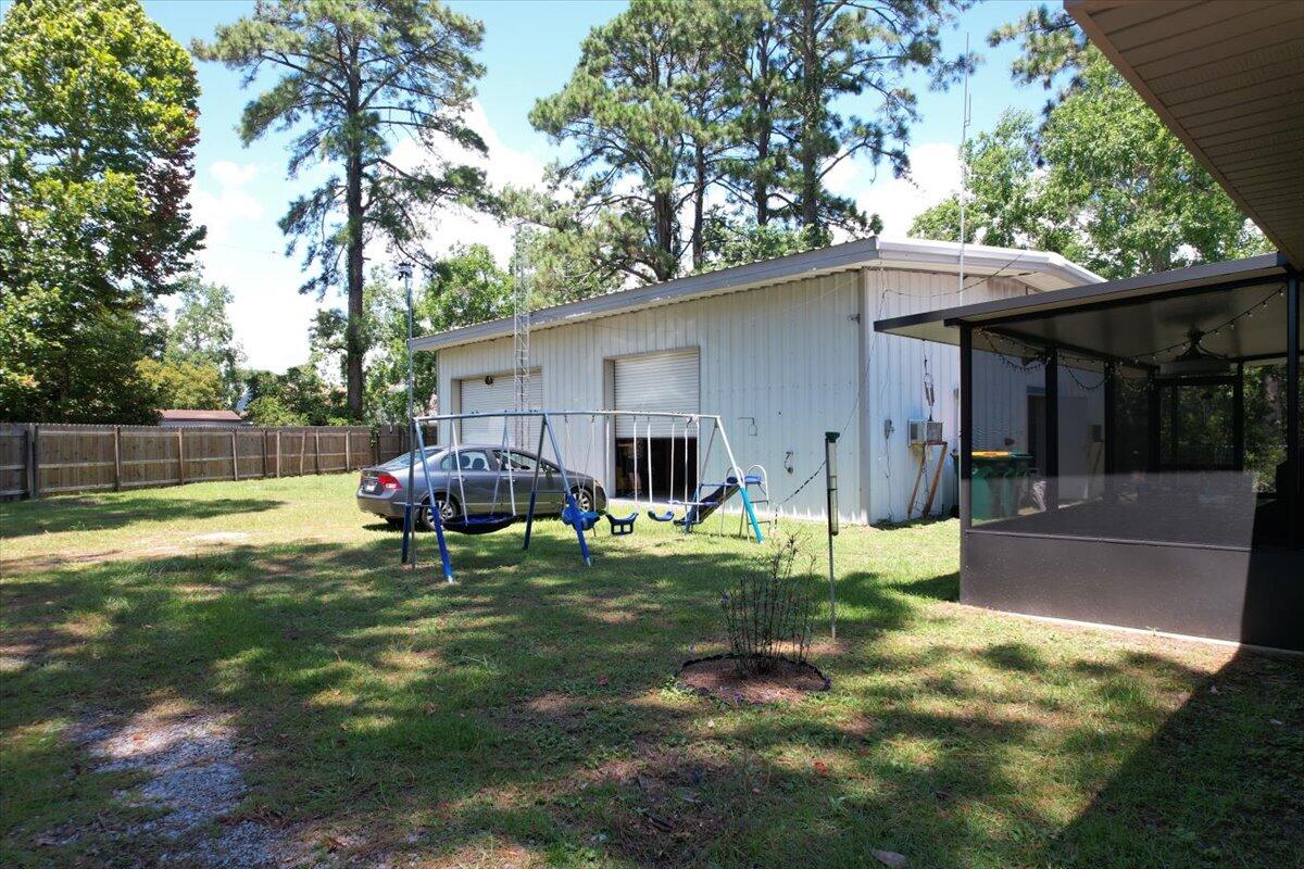 811 Meadow Lane