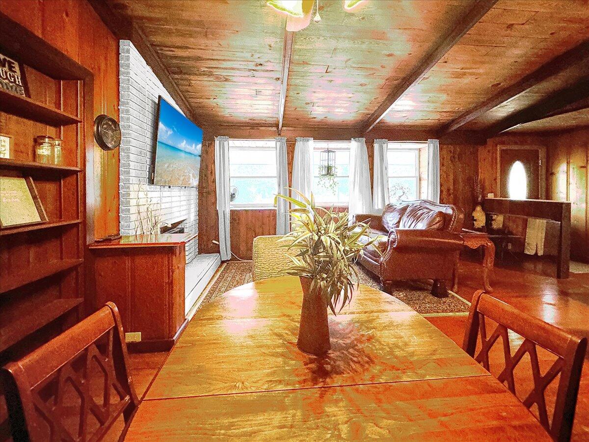 198 Woodlawn Drive
