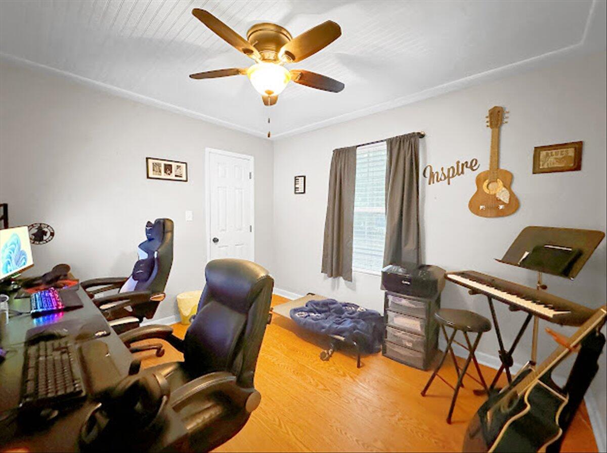 3287 Airport Road