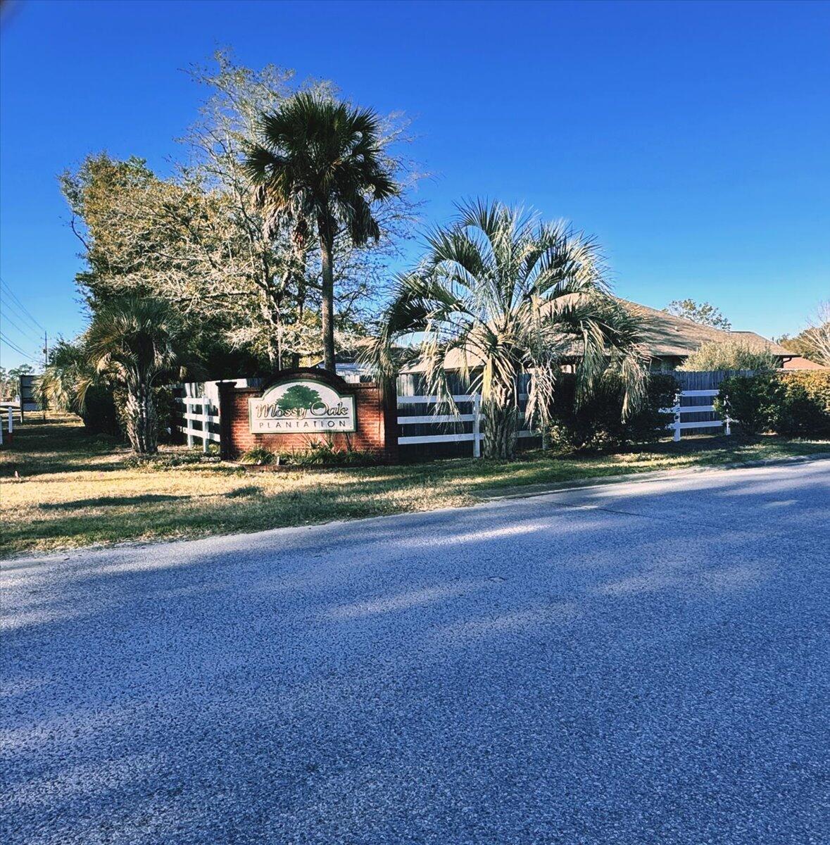 1585 Lena Street