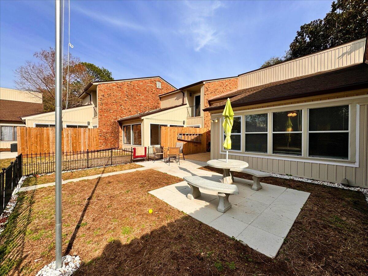 4833 Huron Drive