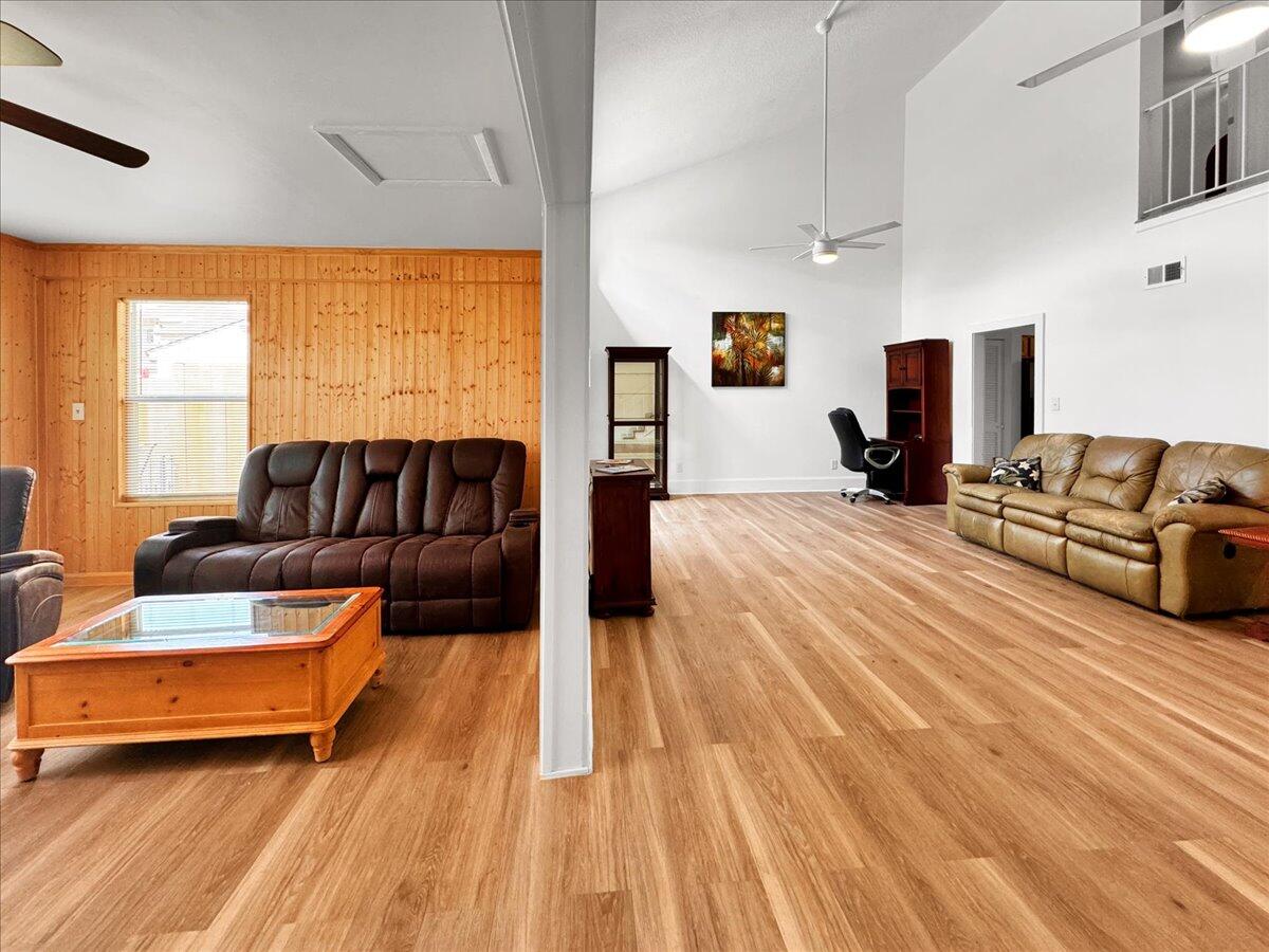 4833 Huron Drive