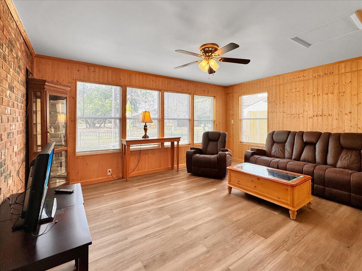 4833 Huron Drive