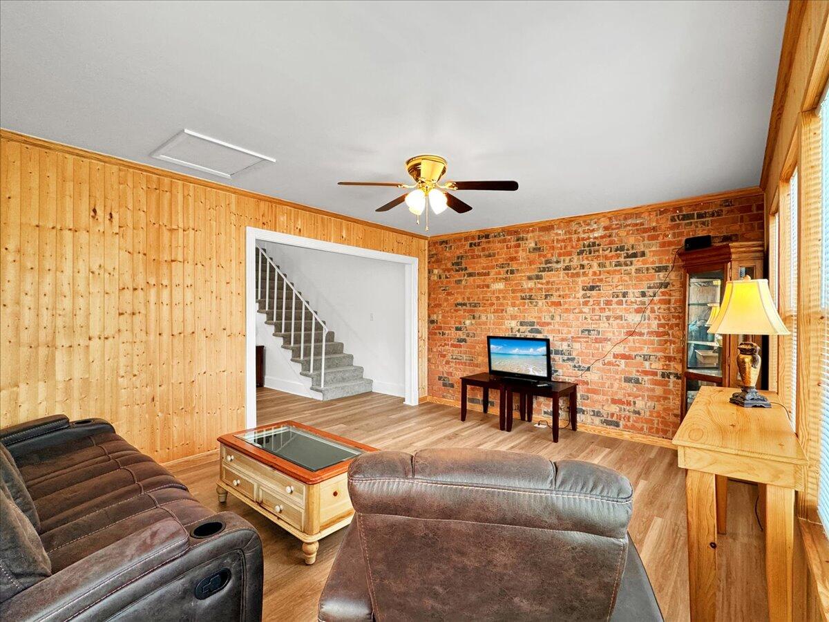 4833 Huron Drive