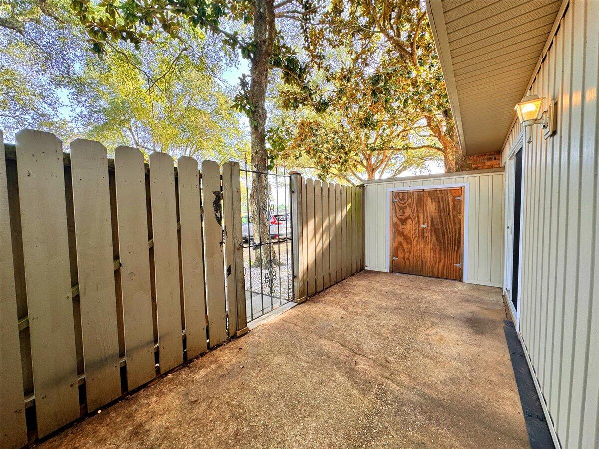 4833 Huron Drive