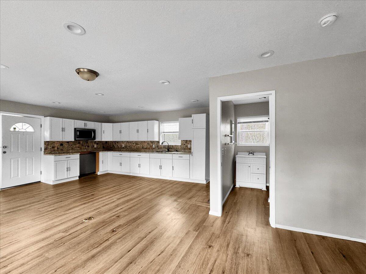 477 CANOE LAKE Road