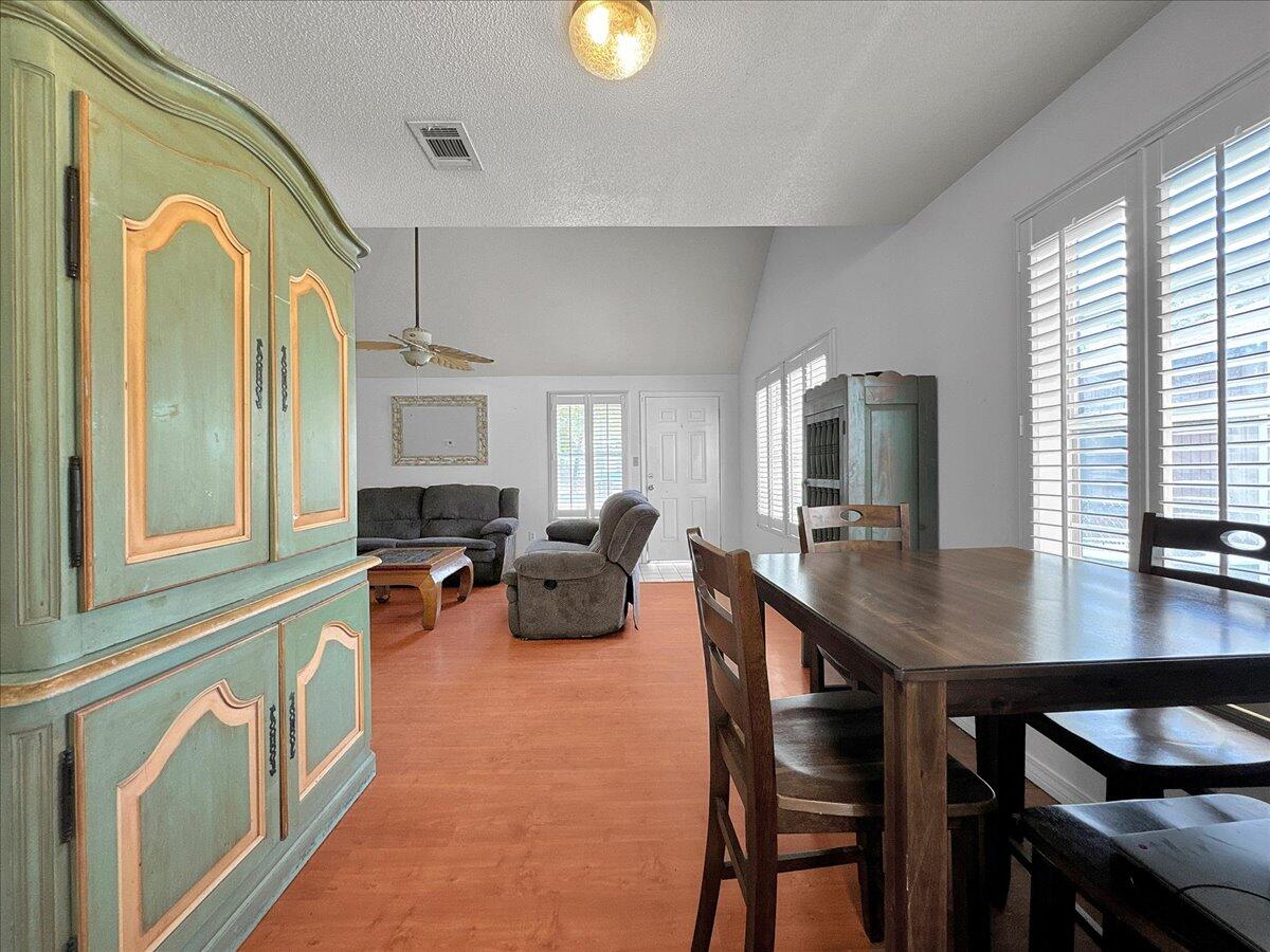 816 Roy Street, UNIT A