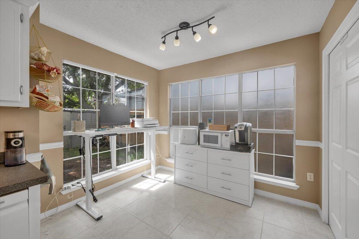 427 Sandy Ridge Circle