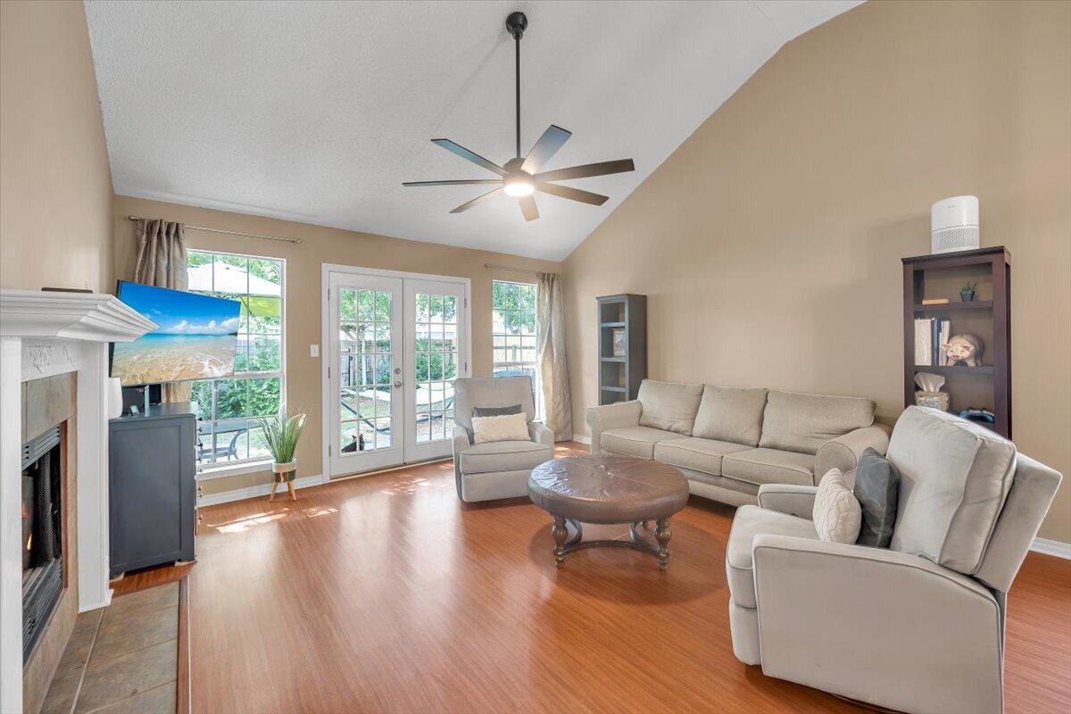 427 Sandy Ridge Circle
