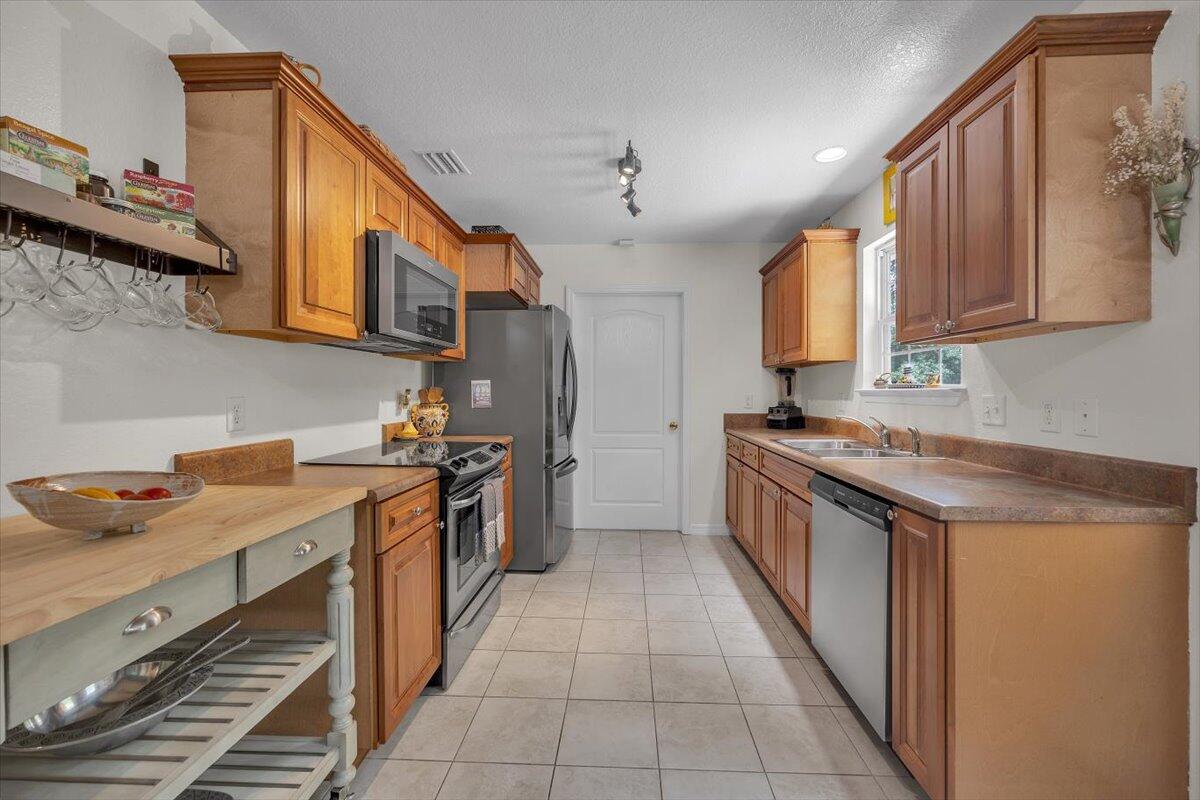 65 Sidney Avenue, DeFuniak Springs