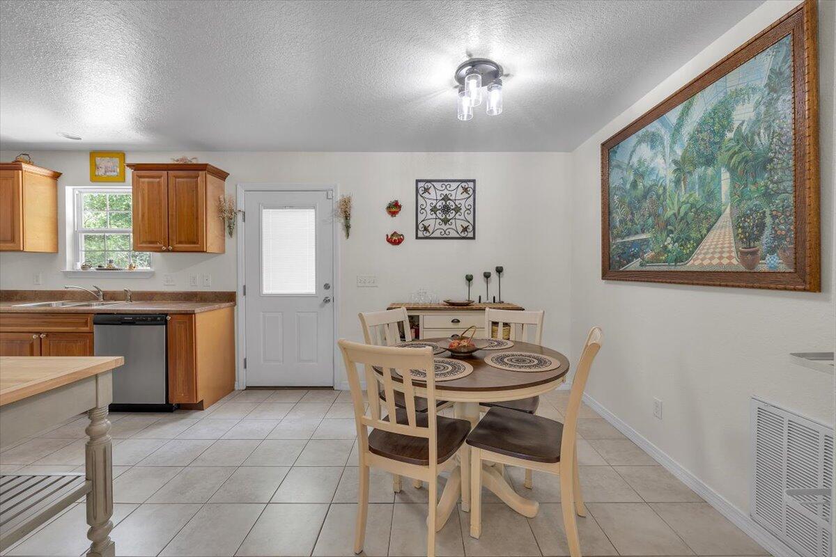 65 Sidney Avenue, DeFuniak Springs