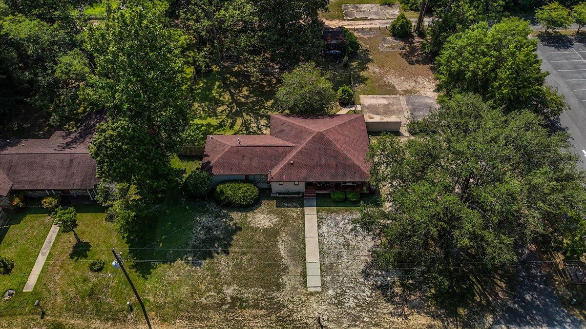 141 Woodlawn Drive