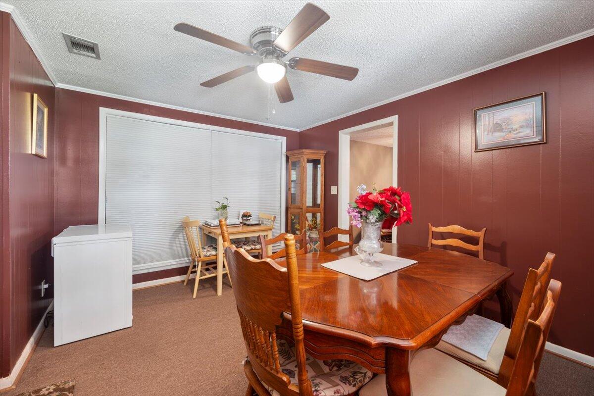 141 Woodlawn Drive