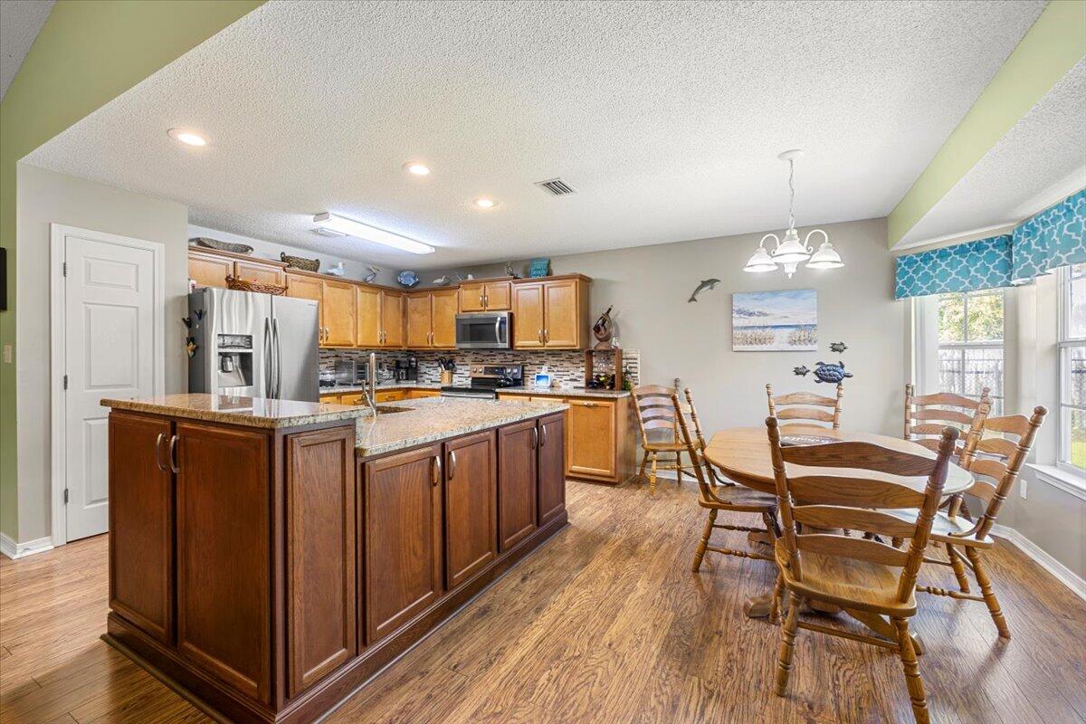7648 Pepperwood Street