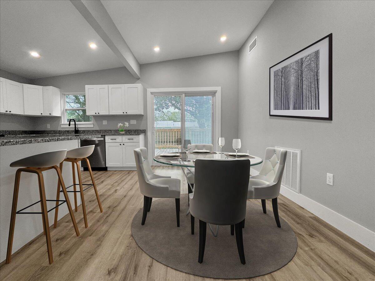 115 NW Rainbow Drive