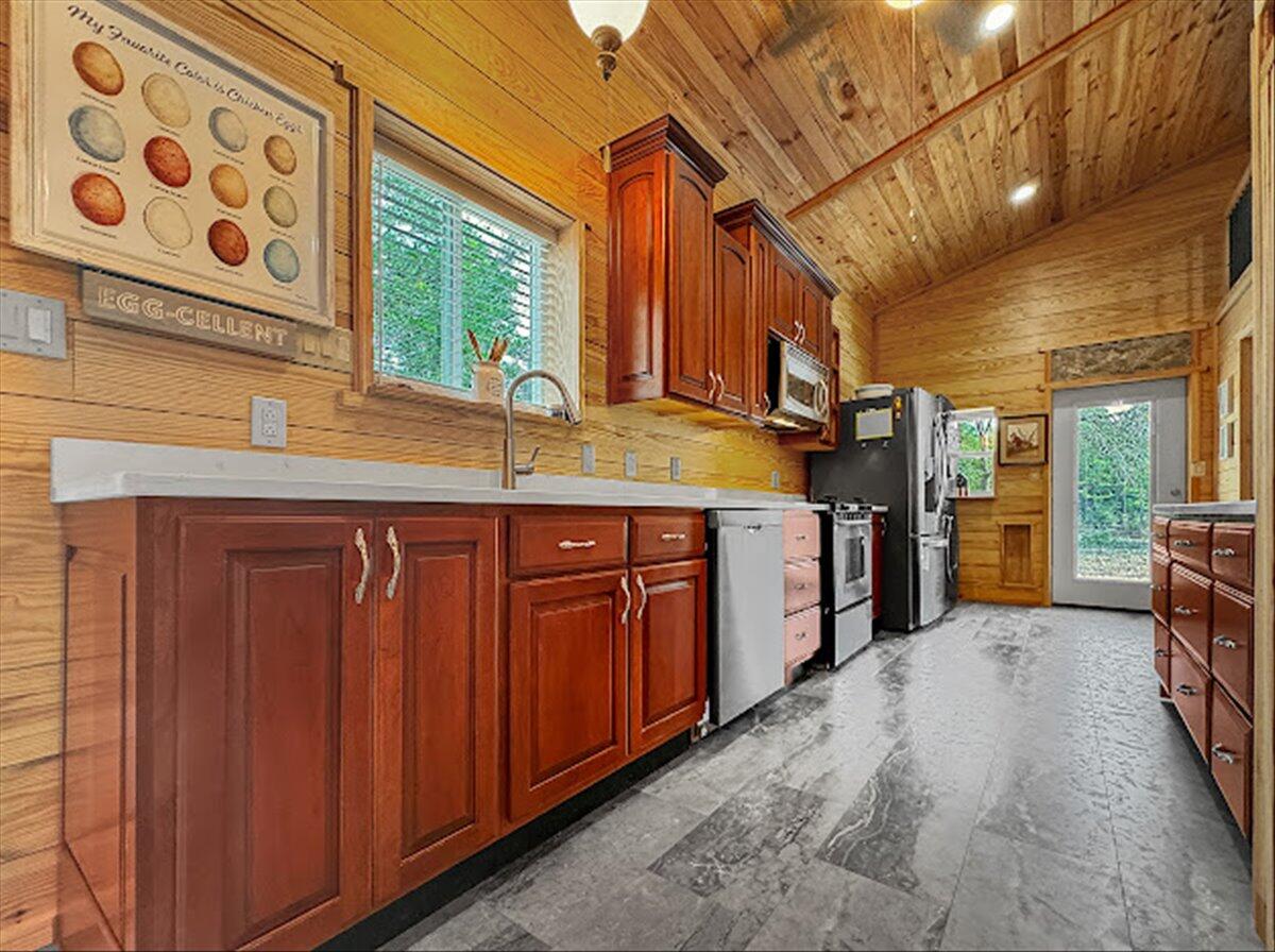 178 Osage Drive, DeFuniak Springs