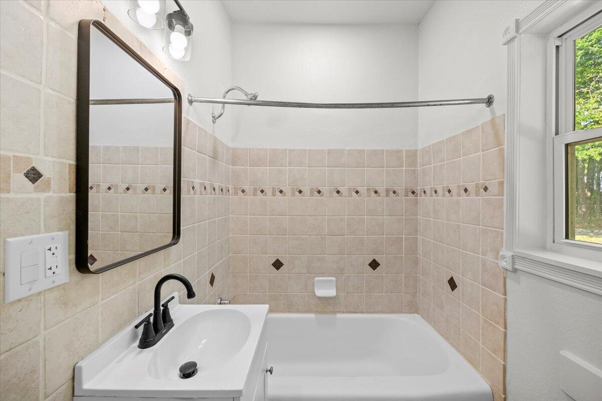 266 Seminole Trail