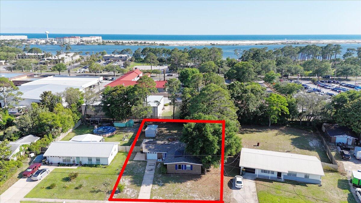 332 SW Coral Drive