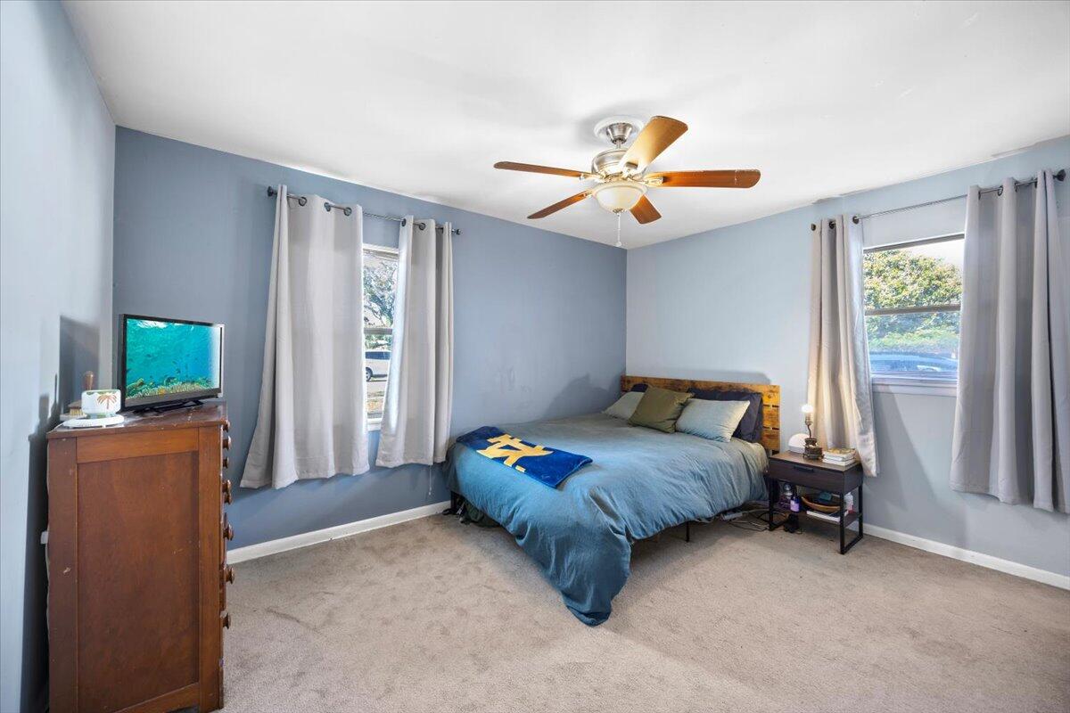 332 SW Coral Drive