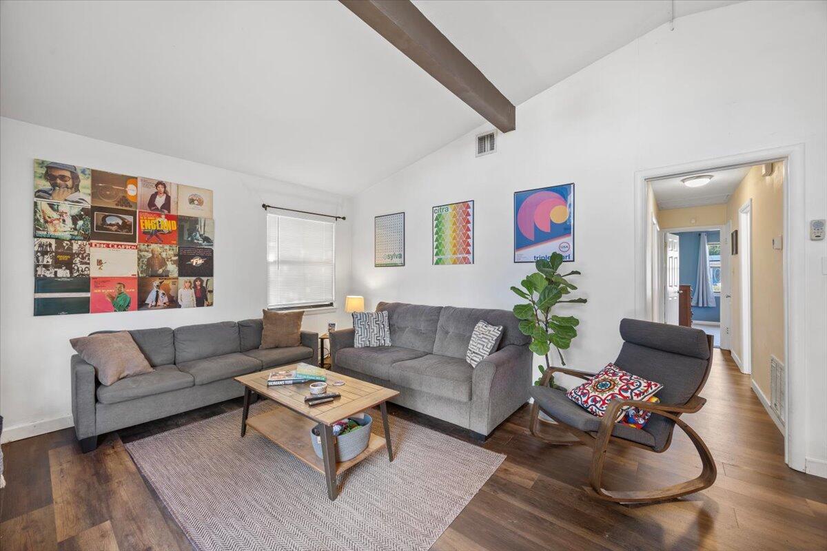 332 SW Coral Drive