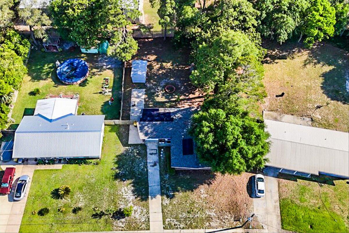 332 SW Coral Drive