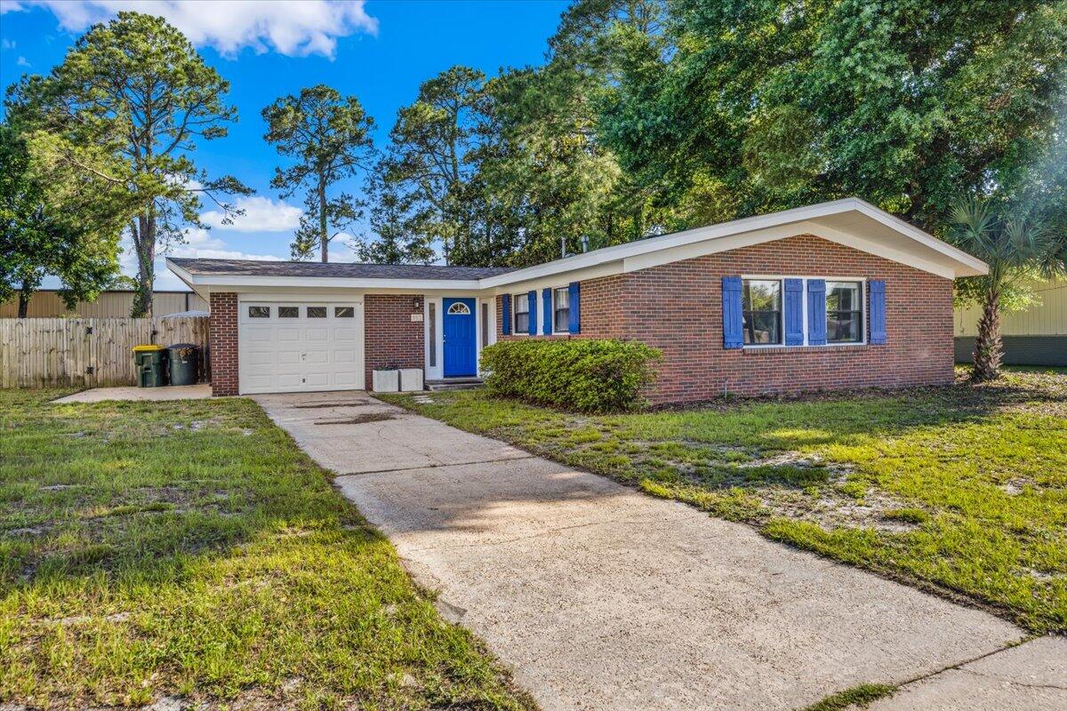 332 SW Coral Drive