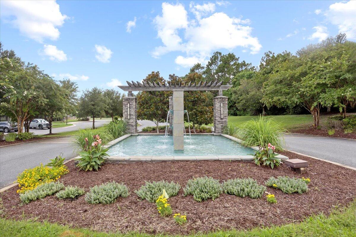 806 Moorhen Way