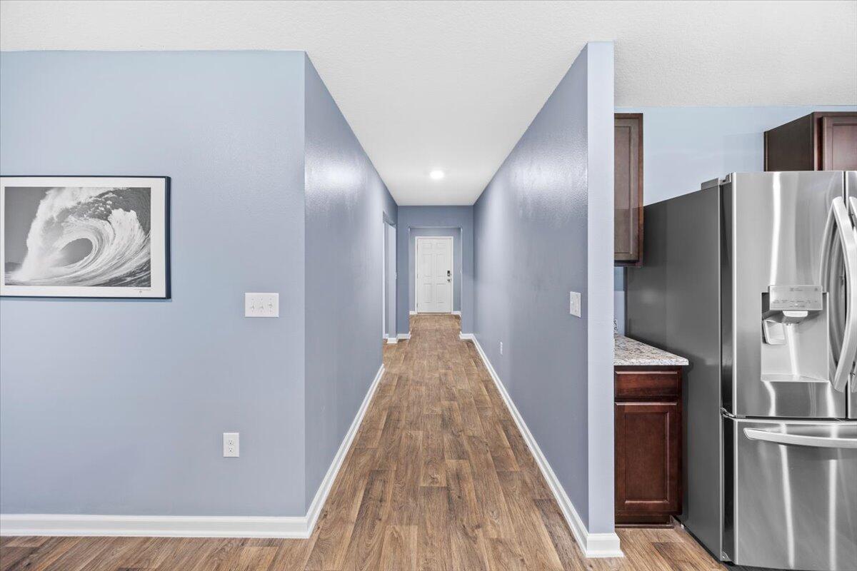 806 Moorhen Way
